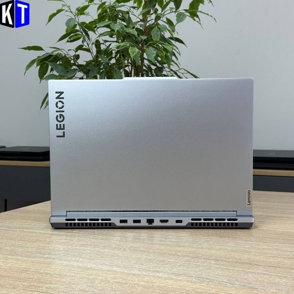 Ноутбук Lenovo Legion Slim 5 16IRH8 1678 фото