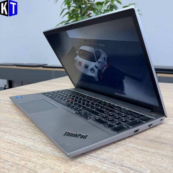 Ноутбук Lenovo ThinkPad E15 Gen 4 11217 фото