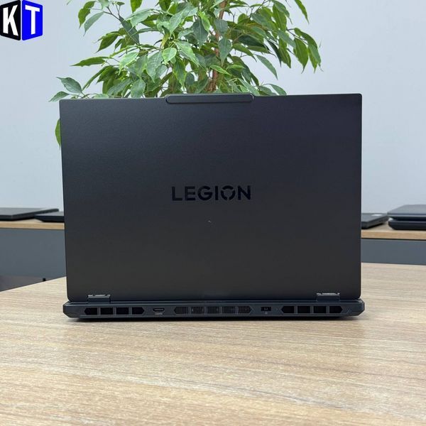Ноутбук Lenovo Legion 5 15IRX10 1495 фото