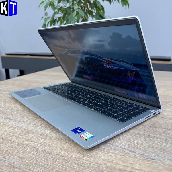 Ноутбук Dell Inspiron 15 3530 12107 фото