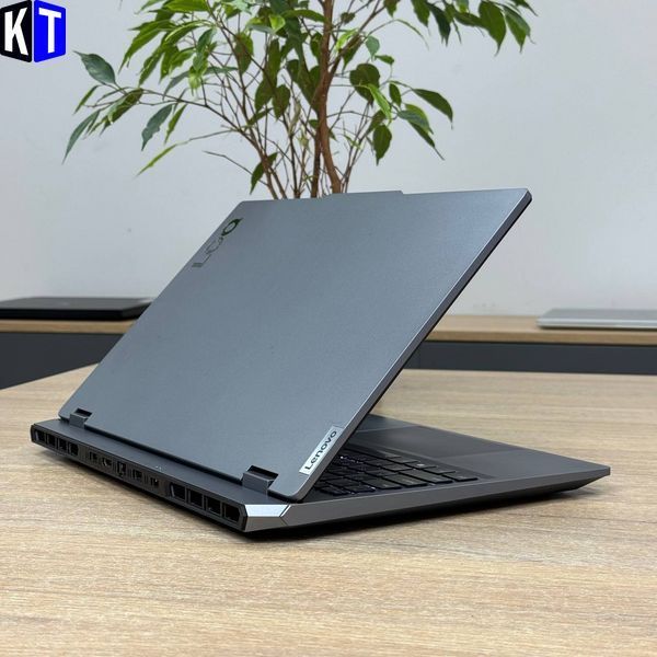 Ноутбук Lenovo LOQ 15ARP9 1742 фото