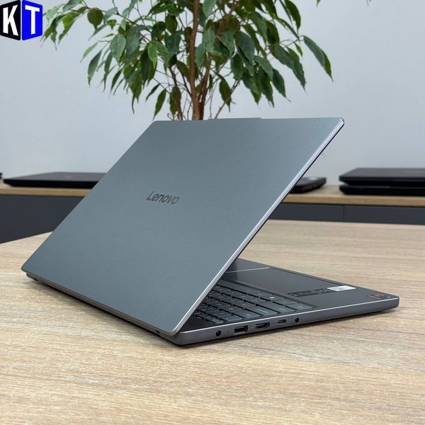 Ноутбук Lenovo IdeaPad Slim 3 15Q8X10 12109 фото