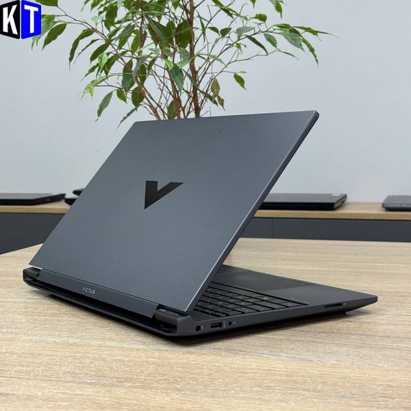 Ноутбук HP Victus 15-fa1xxx 1752 фото