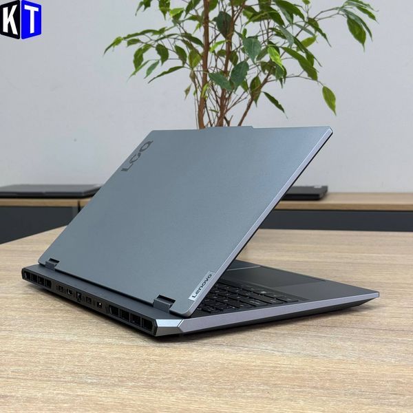 Ноутбук Lenovo LOQ 15IRX10 1813 фото