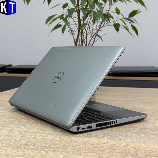Ноутбук Dell Precision 3541 12224 фото