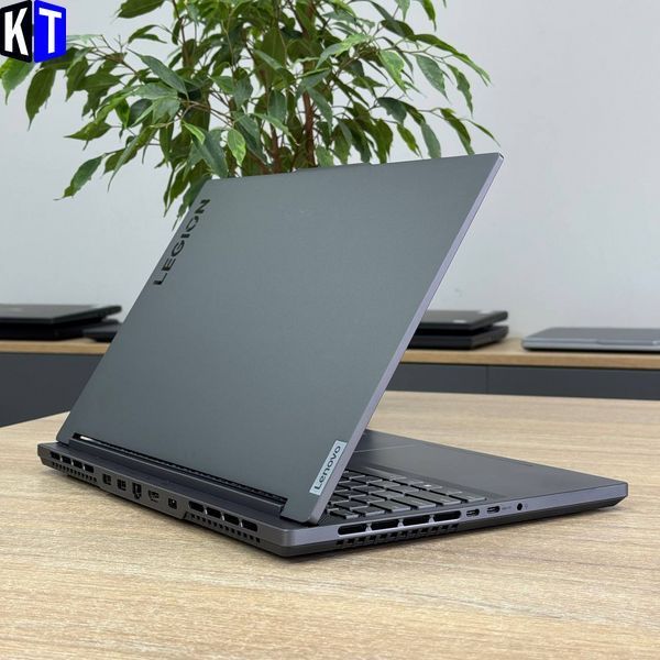 Ноутбук Lenovo Legion Slim 5 16IRH8 1705 фото