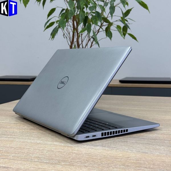 Ноутбук Dell Latitude 5520 12133 фото