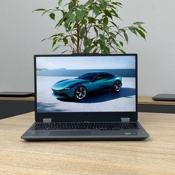 Ноутбук Lenovo LOQ 15IRX10 1761 фото