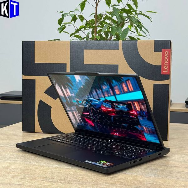 Ноутбук Lenovo Legion Pro 5 16ADR10 12196 фото