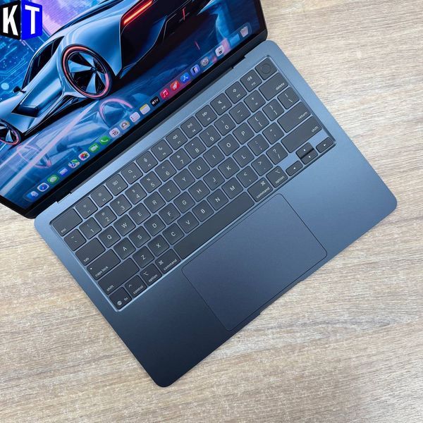 Ноутбук Apple MacBook 13-inch A3240 12134 фото