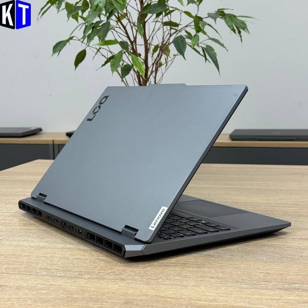 Ноутбук Lenovo LOQ 15IAX9 1839 фото