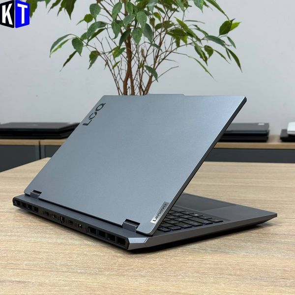 Ноутбук Lenovo LOQ 15IRX10 1860 фото