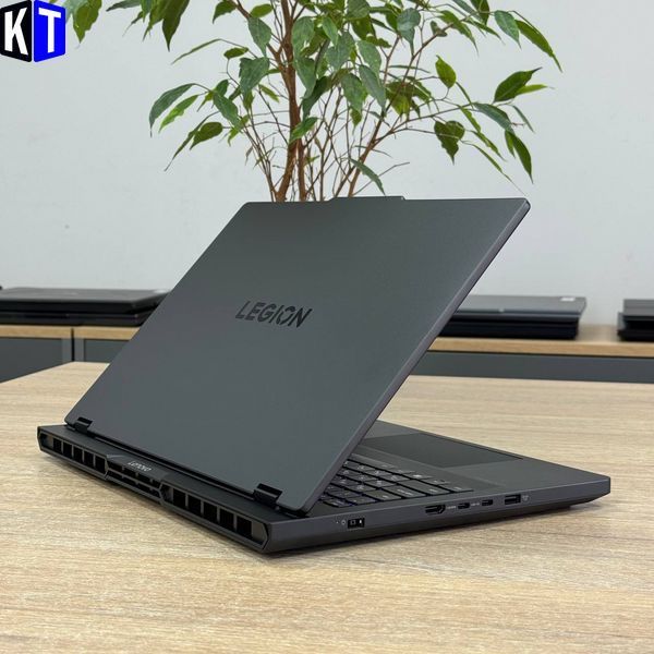 Ноутбук Lenovo Legion Pro 5 16IRX10 (NEW) 12227 фото