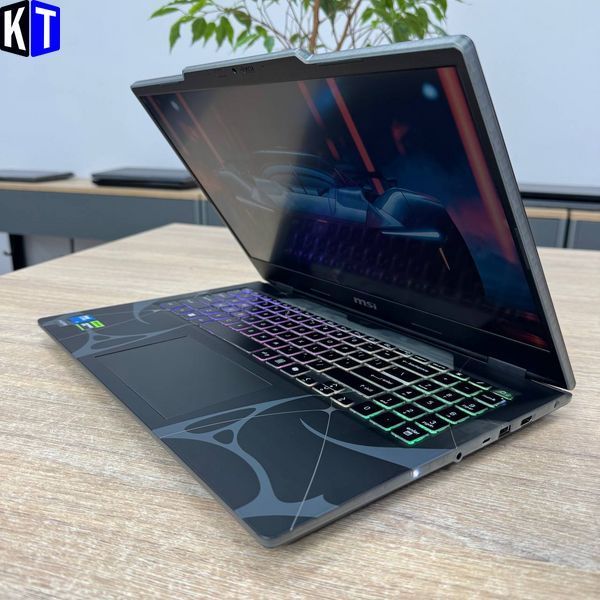 Ноутбук MSI Cyborg 15 B2RWEKG 1856 фото