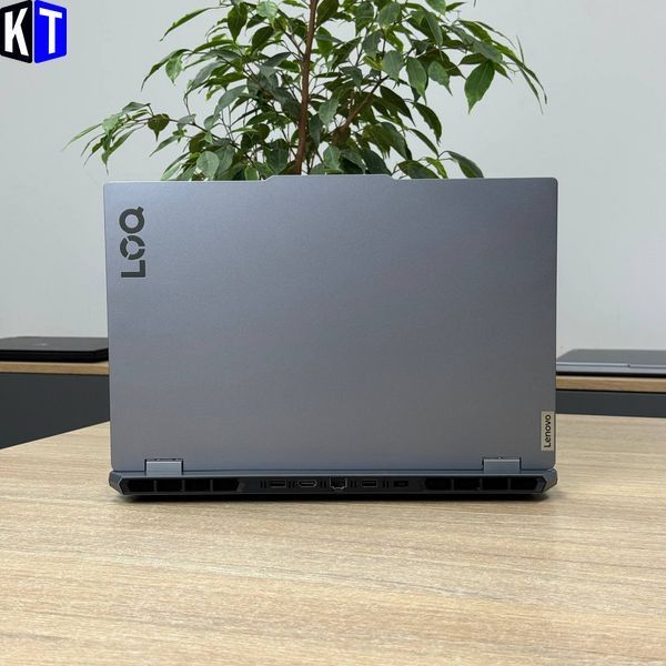 Ноутбук Lenovo LOQ 15IAX9I 1717 фото