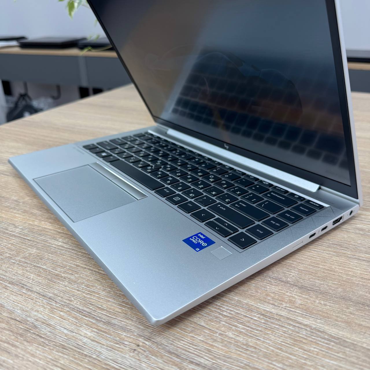 Ноутбук HP 840 G8 - Зображення 2