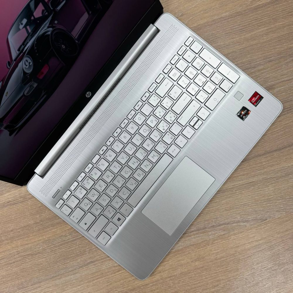 Ноутбук  HP Laptop 15S - Зображення 2