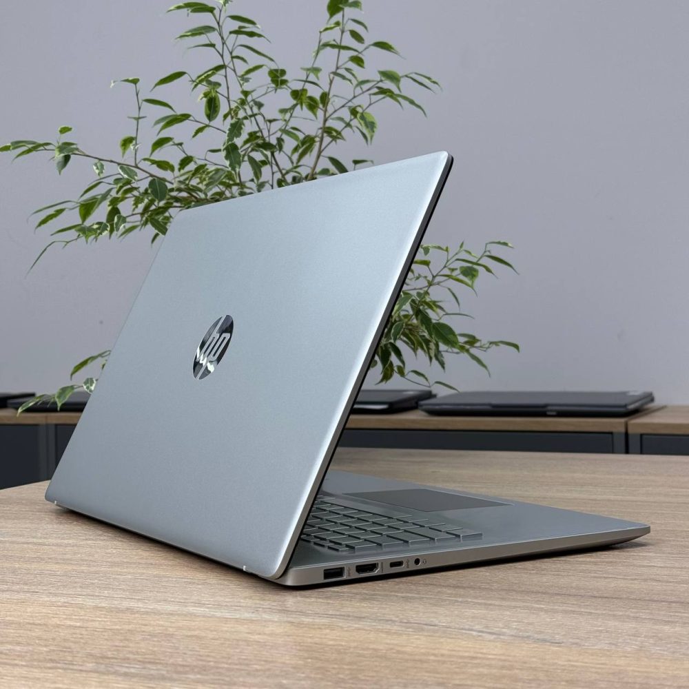 Ноутбук HP Laptop 17-cp2xxx - Зображення 4