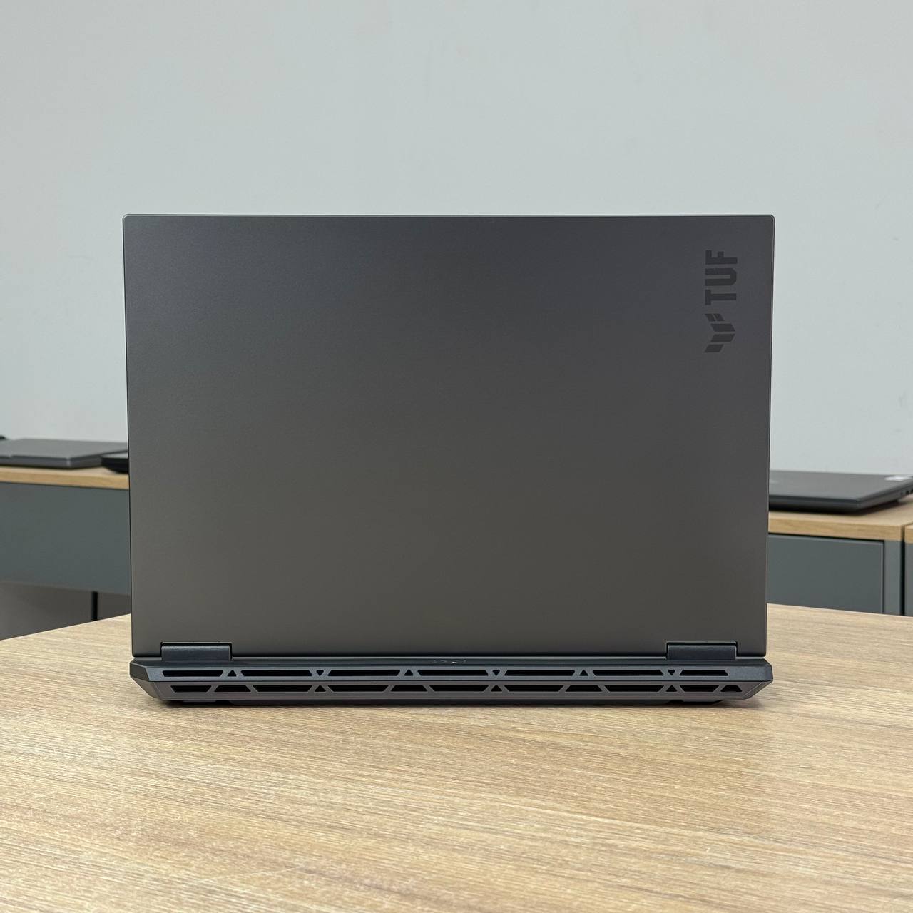 Ноутбук Asus Tuf F16 FX608JMR - Зображення 4