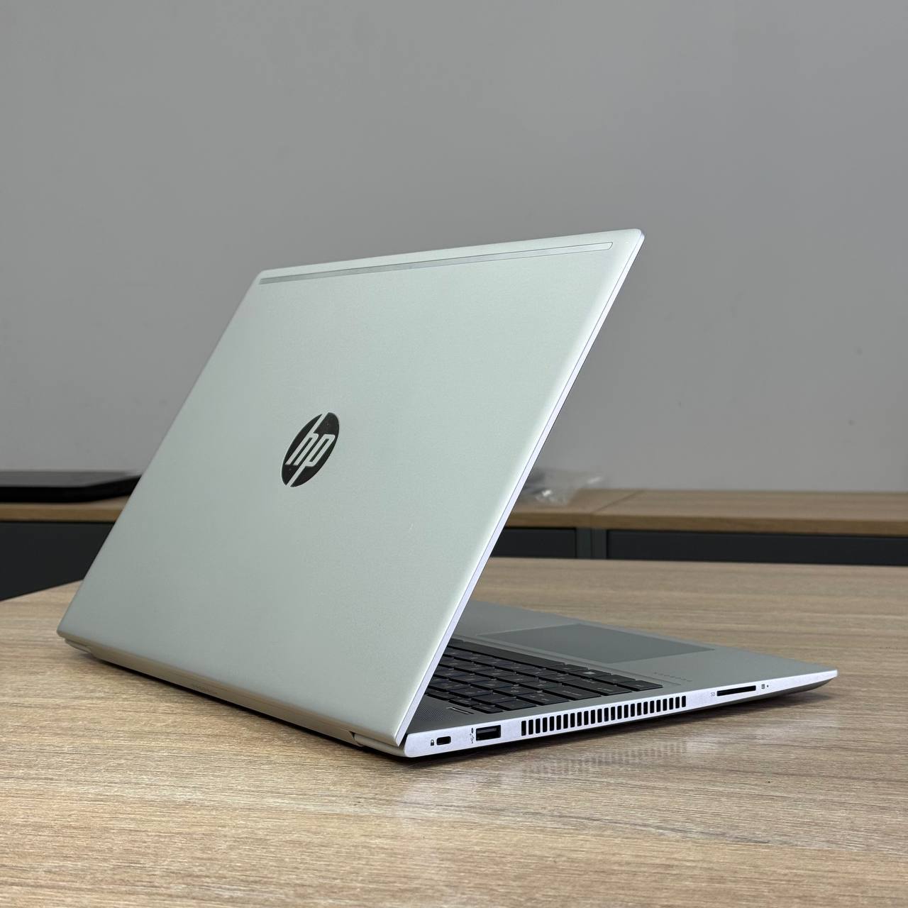 Ноутбук HP ProBook 450 G7 - Зображення 4