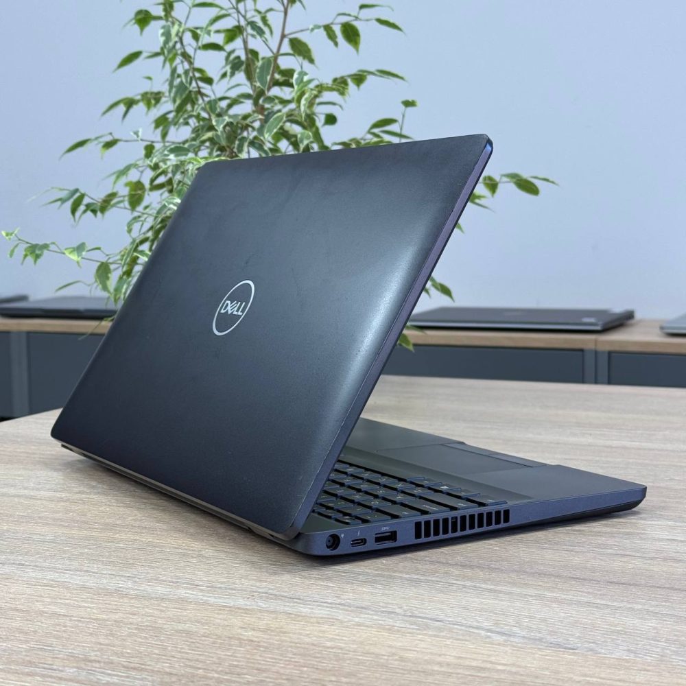 Ноутбук Dell Latitude 5500 - Зображення 4