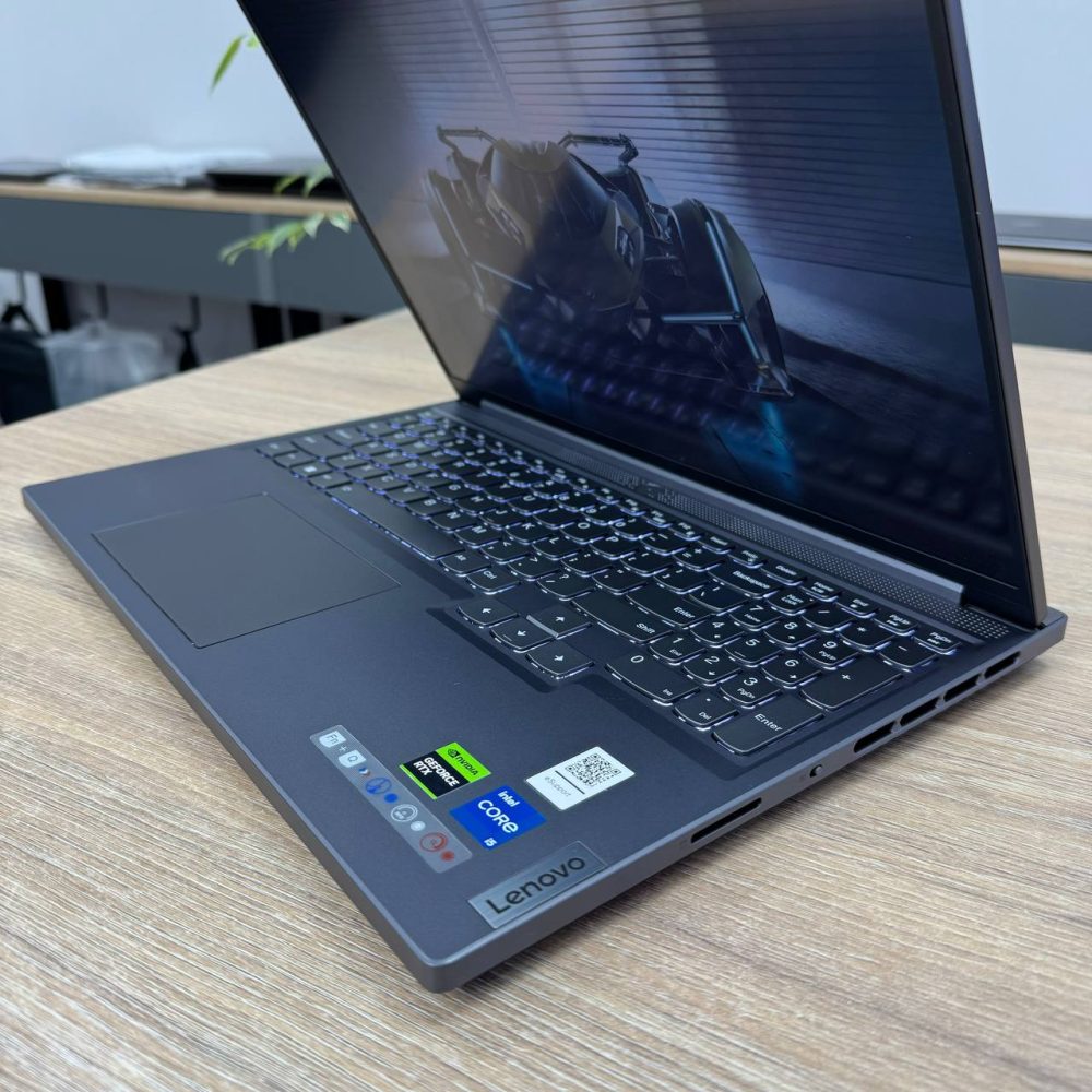 Ноутбук Lenovo Legion Slim 5 16IRH8 - Зображення 3