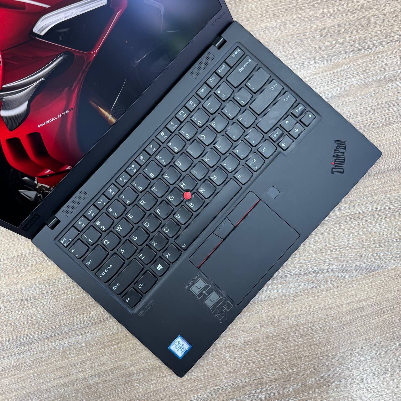 Ноутбук Lenovo ThinkPad X1 Carbon Gen 7 - Зображення 4