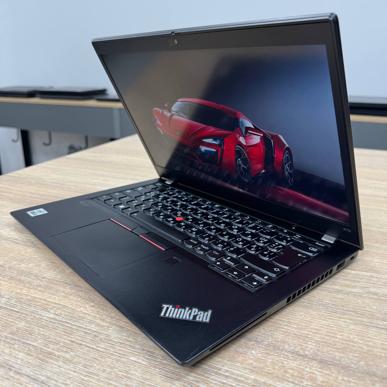 Ноутбук Lenovo ThinkPad X13 - Зображення 3