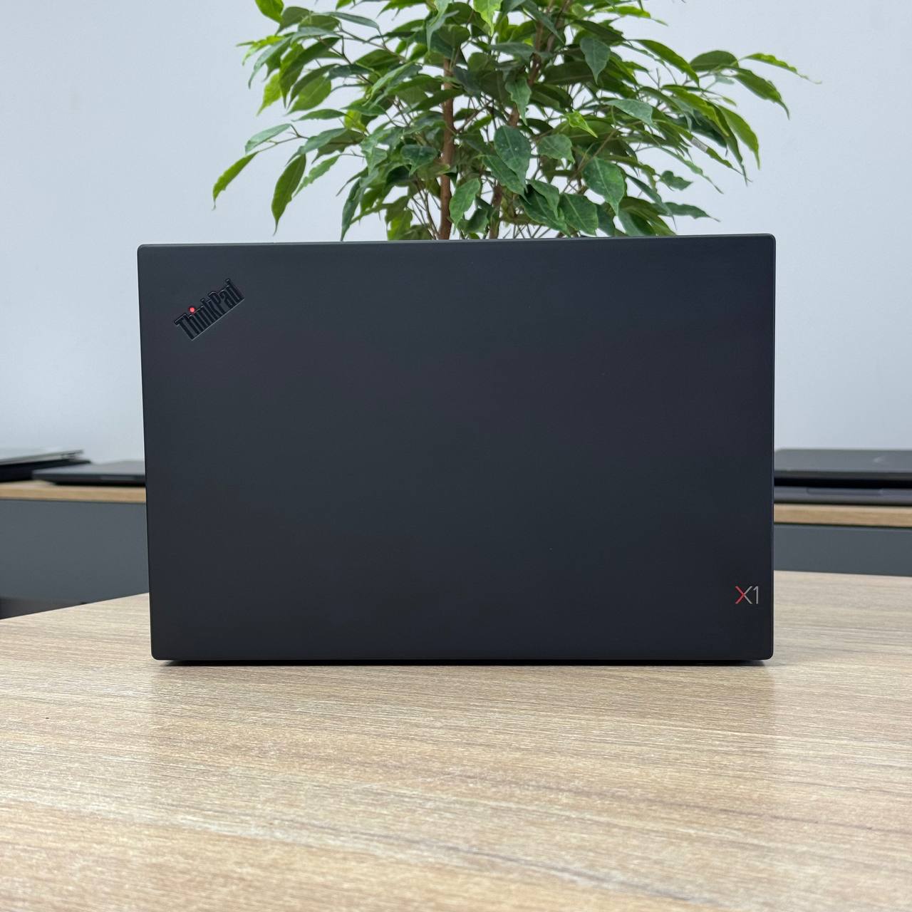Ноутбук Lenovo ThinkPad X1 Carbon Gen 7 Touch - Зображення 5