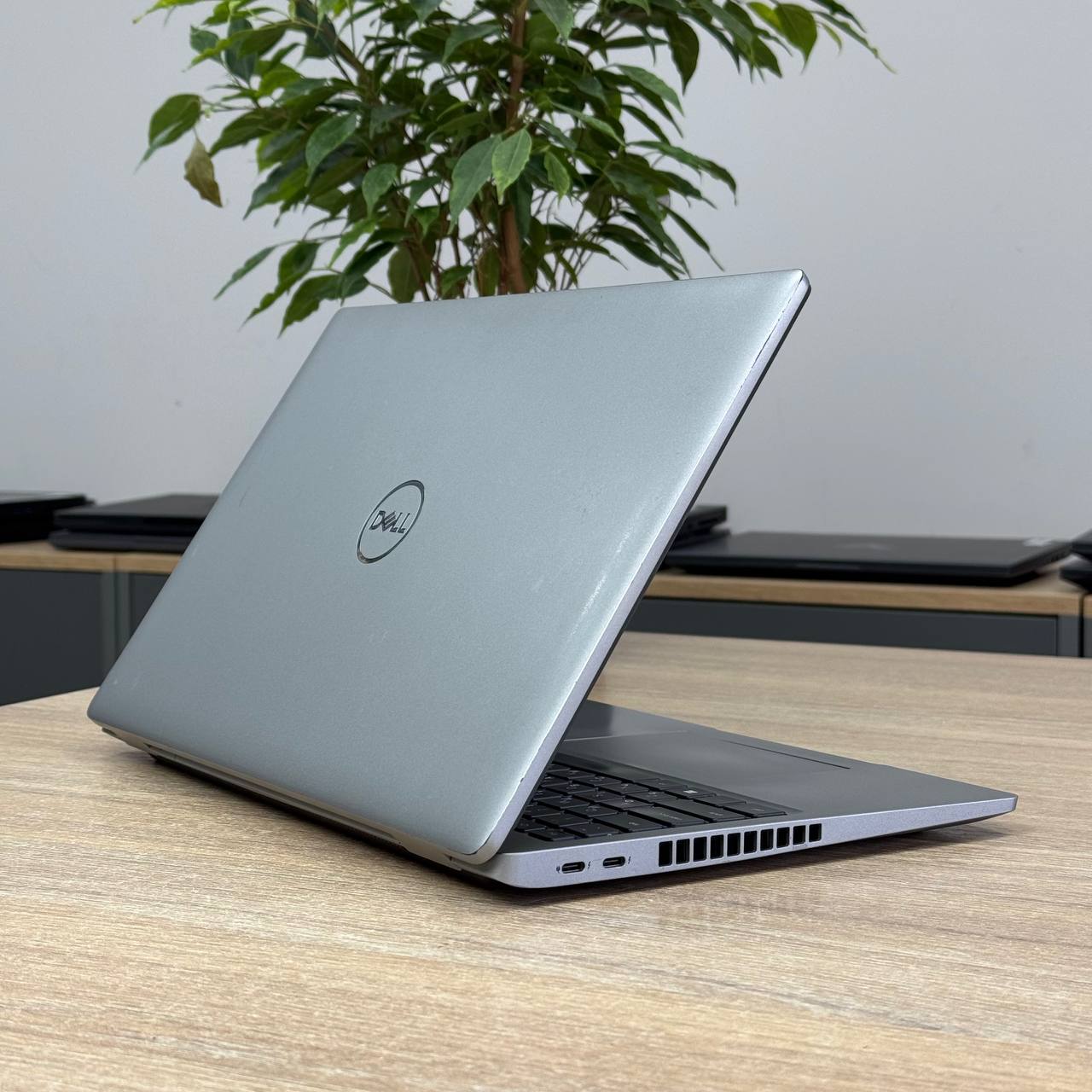 Ноутбук Dell Dell Latitude 5530 - Зображення 5